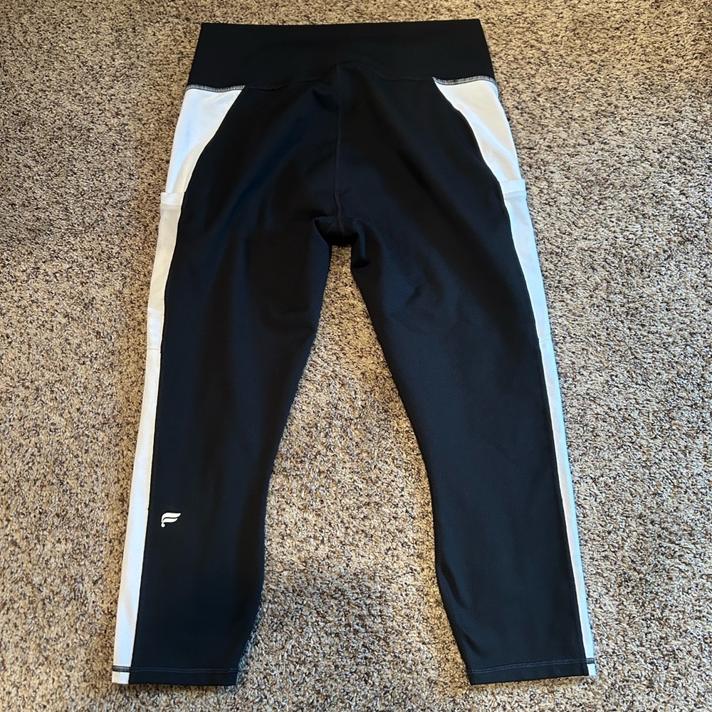 Like New size Xl fabletics leggings